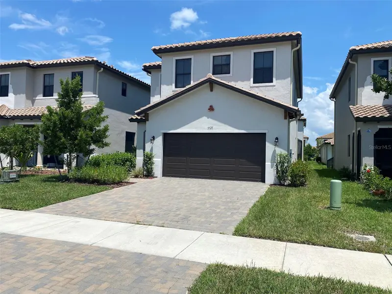 5525 Agostino Way, FL