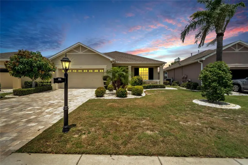 1013 Emerald Dunes Dr, FL