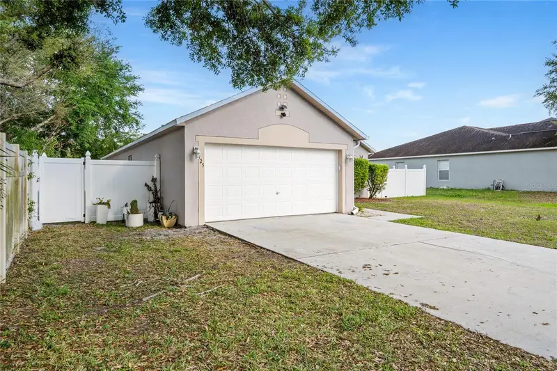 125 Cedar Ridge Ln, FL