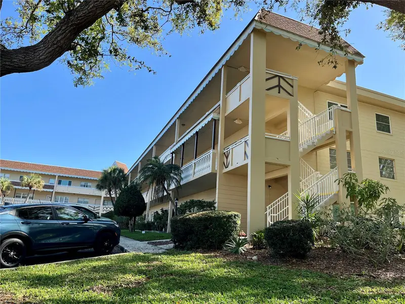 2041 Australia Way W #49, FL
