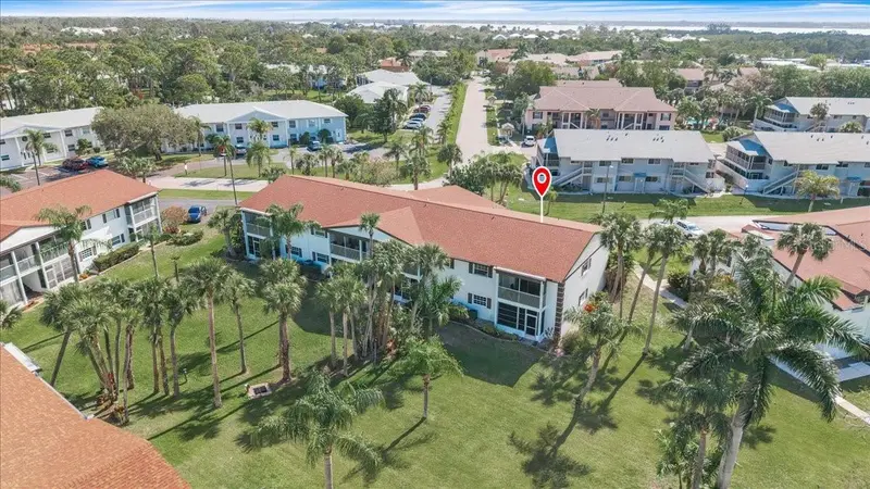 7043 New Post Dr #1, FL