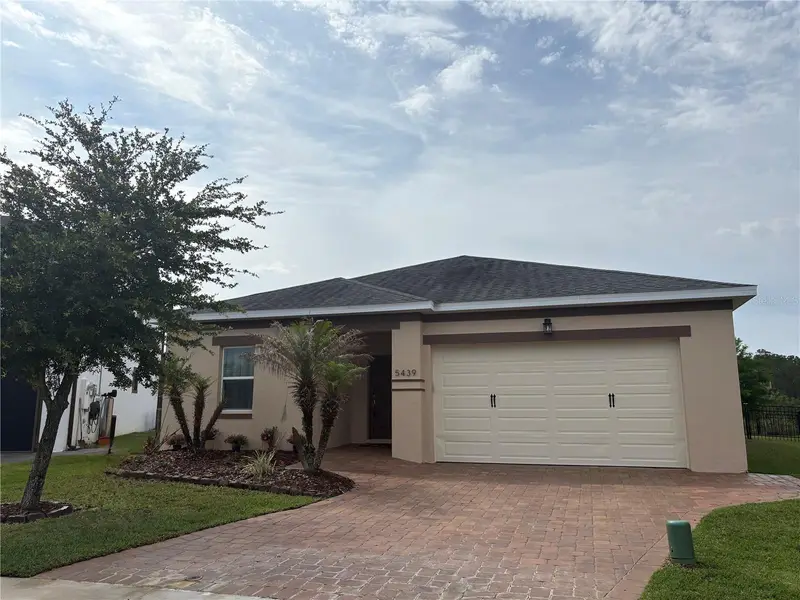 5439 Estero Loop, FL