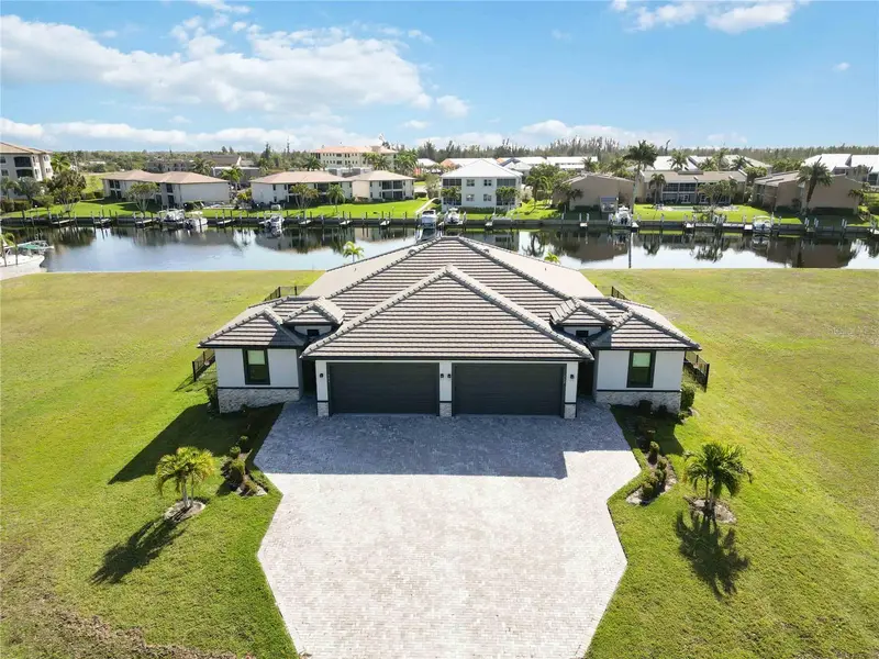 3240 Woodthrush Dr #111 & 112, FL