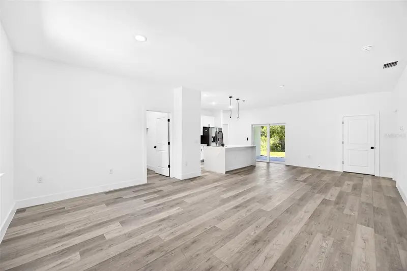 193 Santa Fe St, FL