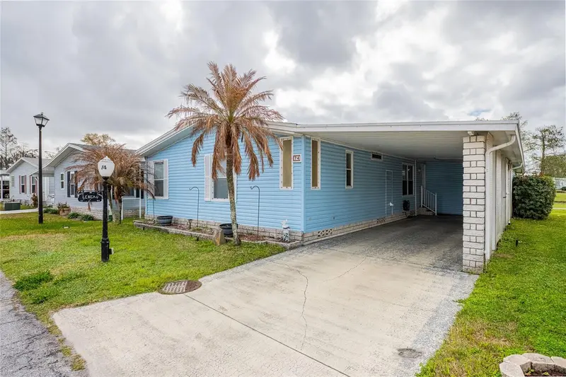 74 Straphmore Dr, FL