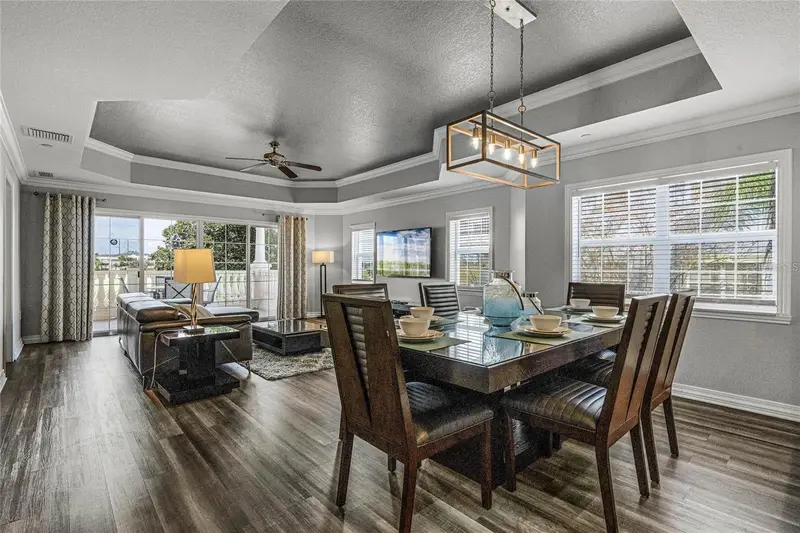 1102 Sunset View Cir #204, FL