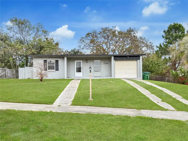 889 W Village Dr, FL
