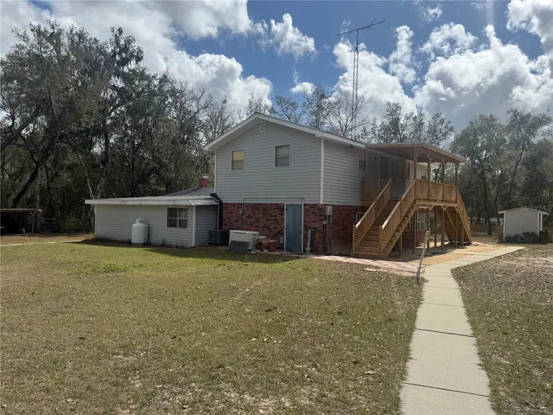 17645 Ne 61st Street Rd, FL