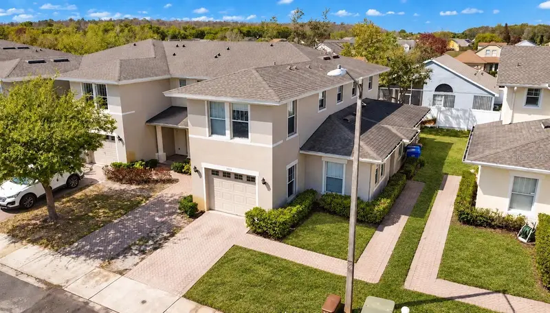 2024 Cypress Bay Blvd, FL