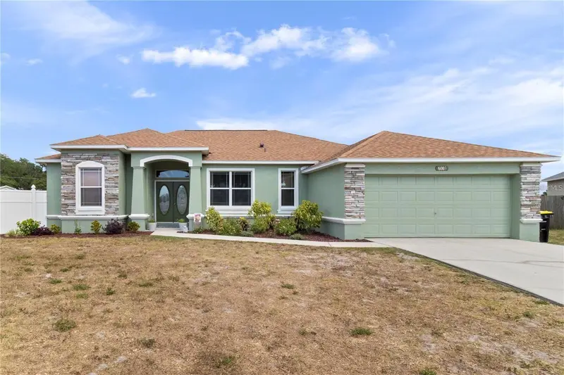 6003 Live Oak Dr, FL