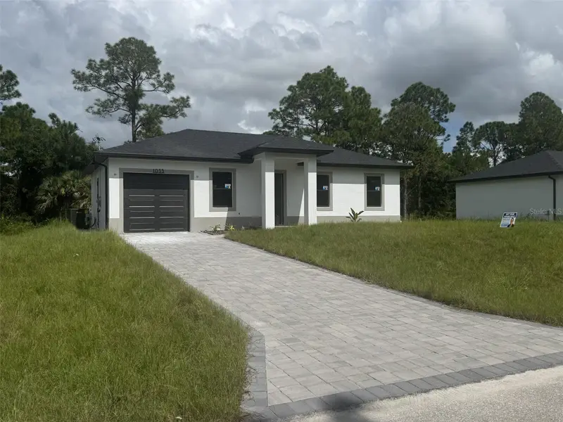 154 Pennfield St, FL