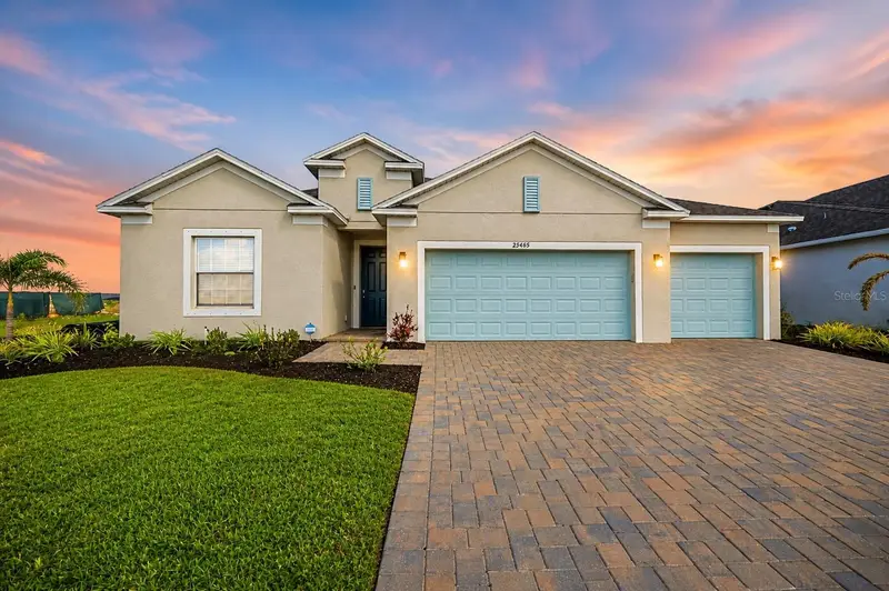 25485 Calusa Dr, FL