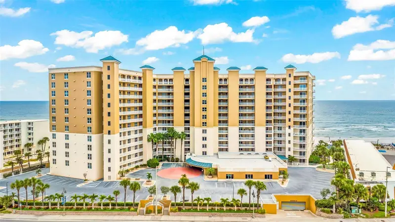 2403 S Atlantic Ave #811, FL
