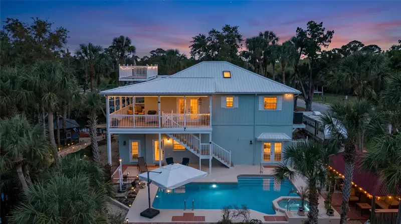 6093 Avenue Of The Palms, FL