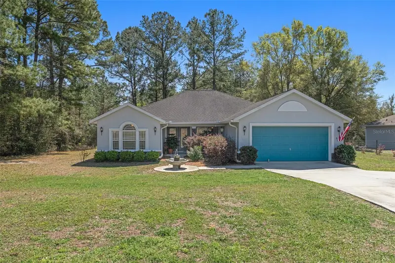 8623 N Dora Way, FL