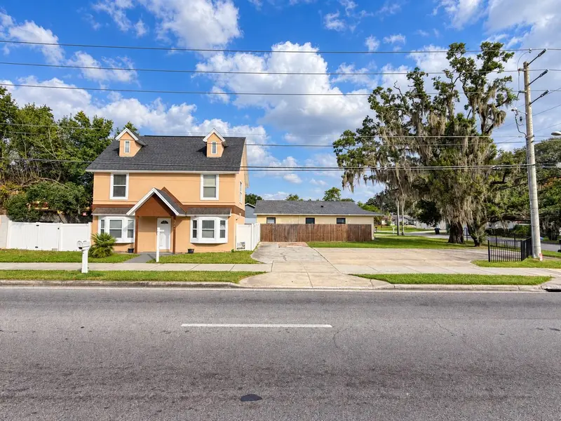 141 S Hiawassee Rd, FL