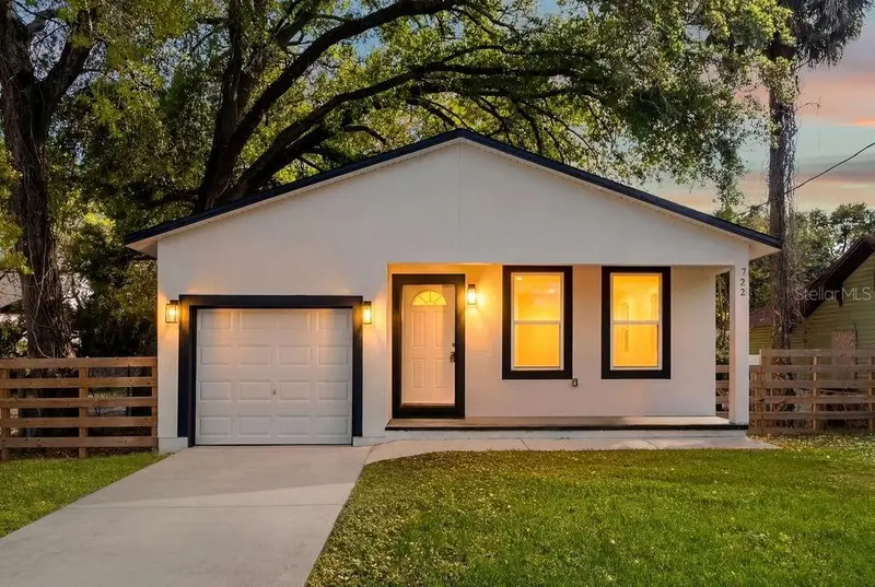 Holden Heights pending