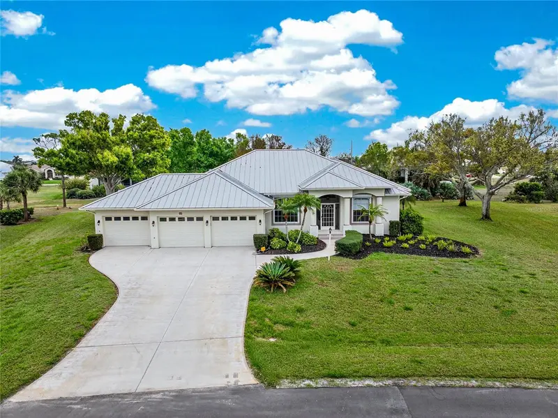 11 Leeward Dr, FL