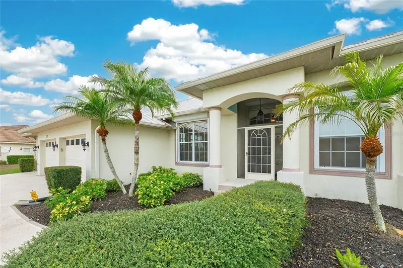 11 Leeward Dr, FL