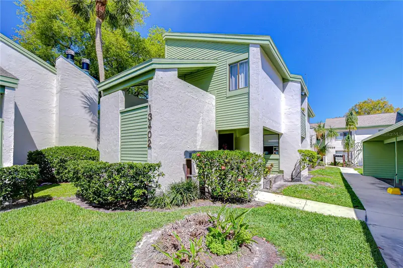 13402 Pine Lake Way #202b, FL