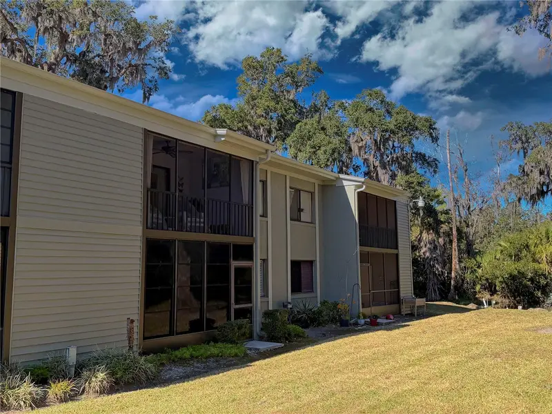 306 Palm Coast Pkwy Ne #203, FL