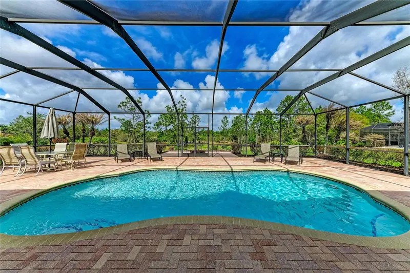 23327 Red Robin Pl, FL