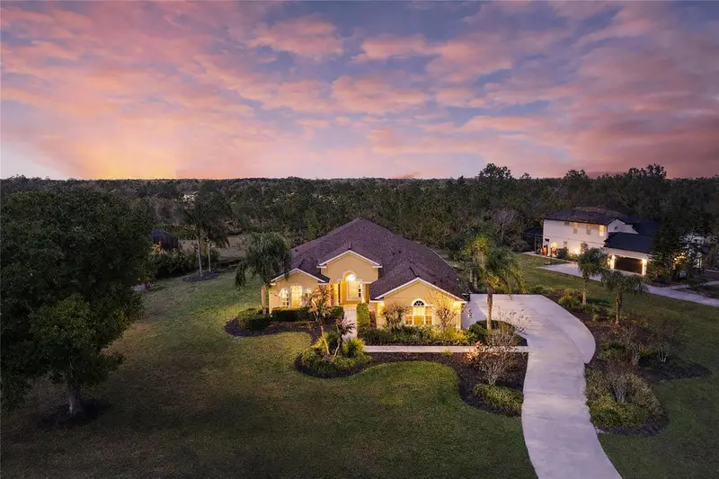 23327 Red Robin Pl, FL