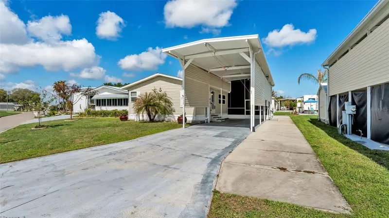 5248 Island View Cir S, FL