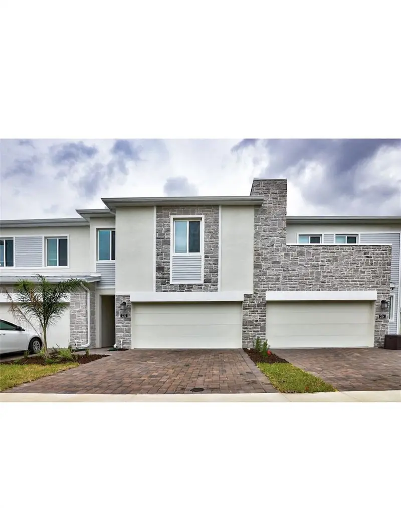 232 Nine Iron Dr, FL