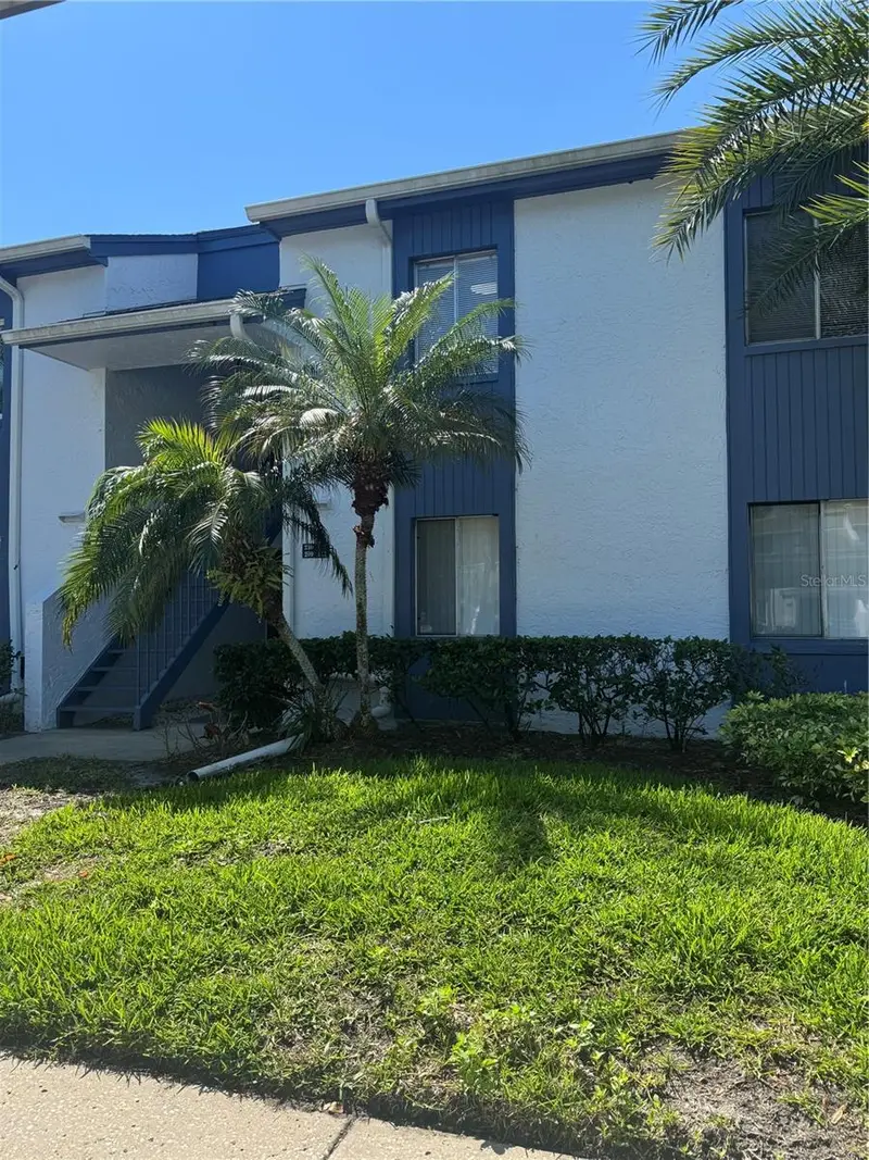212 Cypress Ln, FL