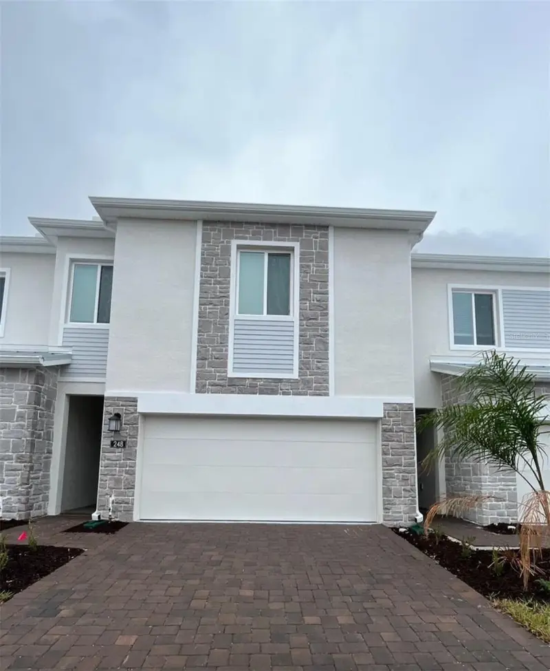 248 Nine Iron Dr, FL
