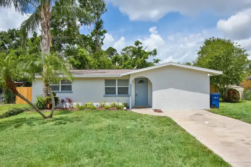 5622 S Lockwood Ridge Rd, FL