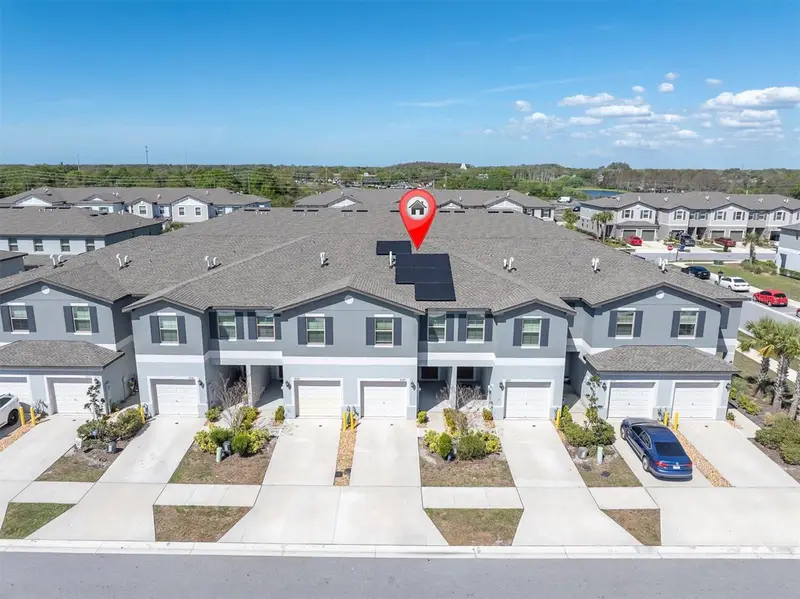 8249 Crescent Oaks Dr, FL