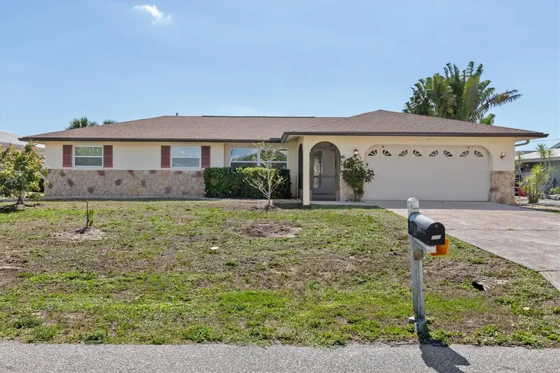 109 Peckham St Se, FL