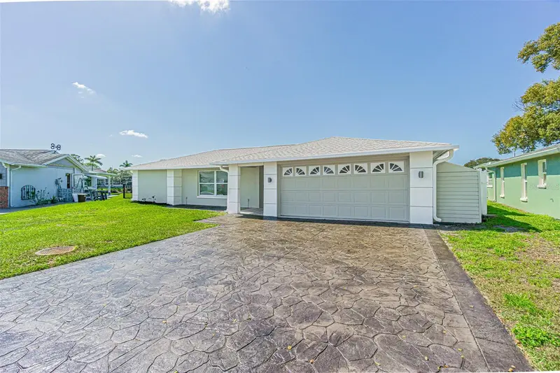 1125 Fernwood Dr, FL