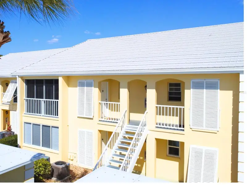 410 Cerromar Cir S #242, FL