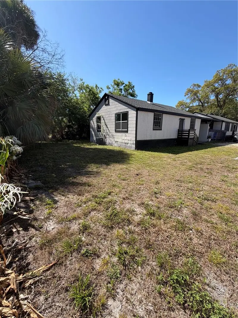 325 S Franklin St, FL