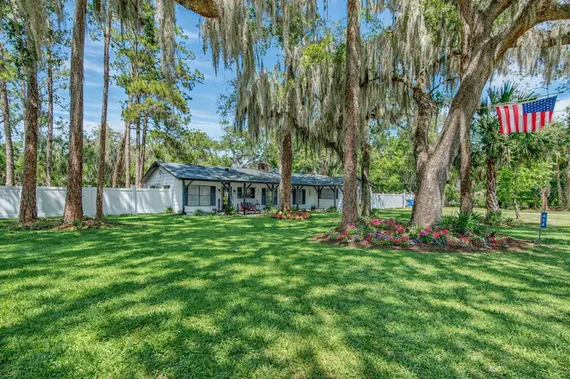 424 Stone Island Rd, FL