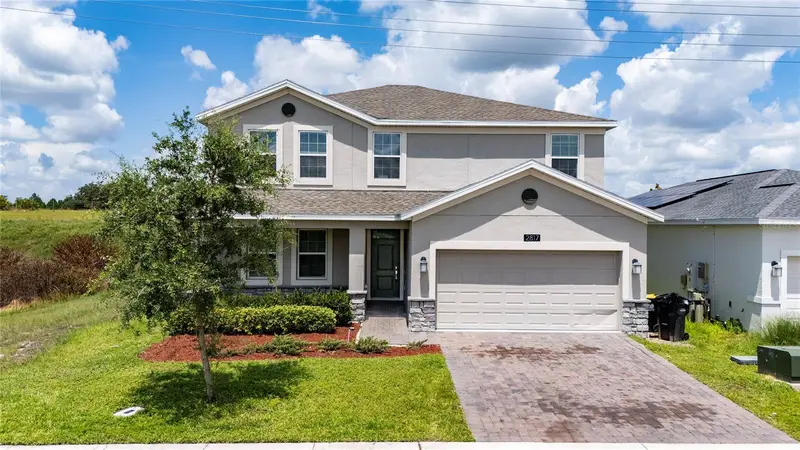2817 Camden Way, FL
