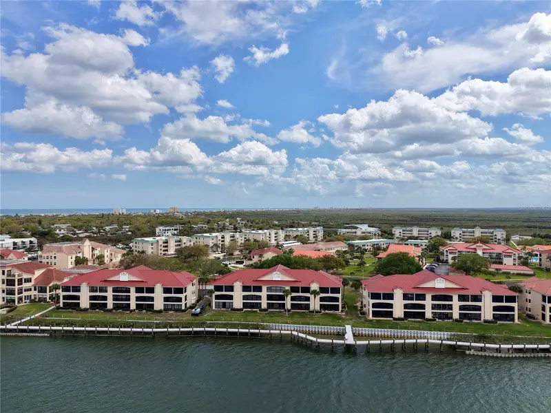 442 Bouchelle Dr #305, FL