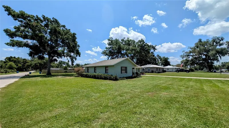 624 N Lanier Ave, FL