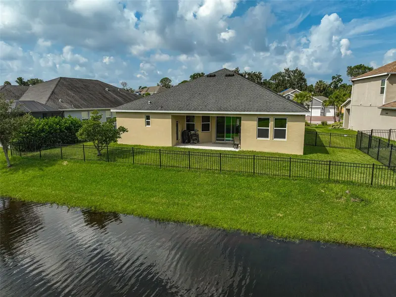 5514 69th Pl E, FL
