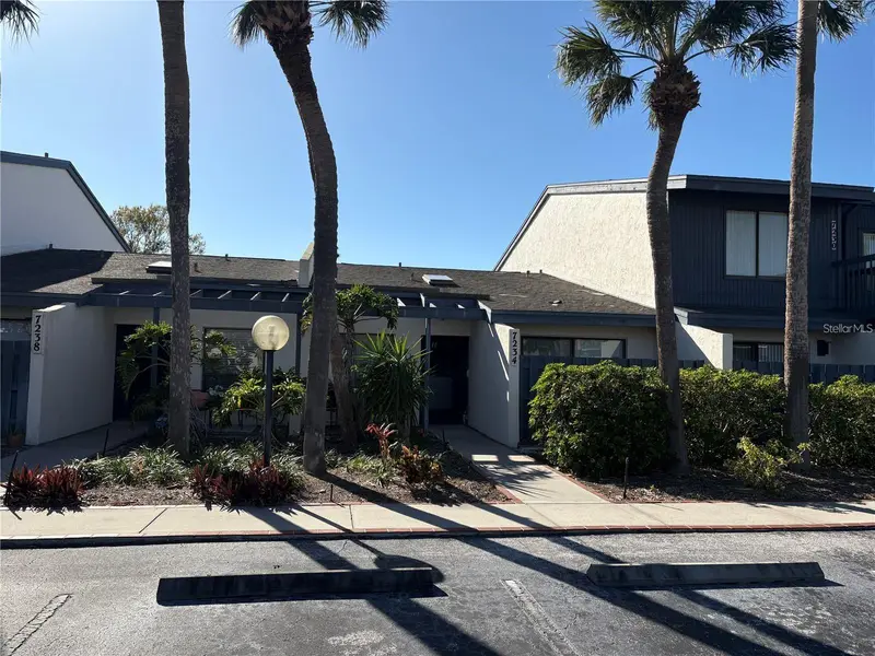 7234 Cloister Dr #7234, FL