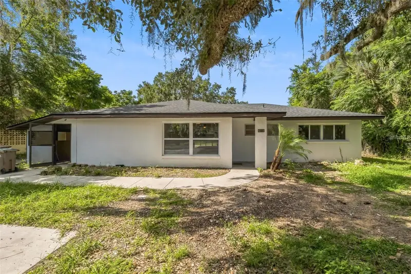 4212 Harry Dr, FL