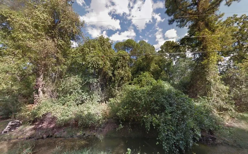 E Jasmine Rd, FL