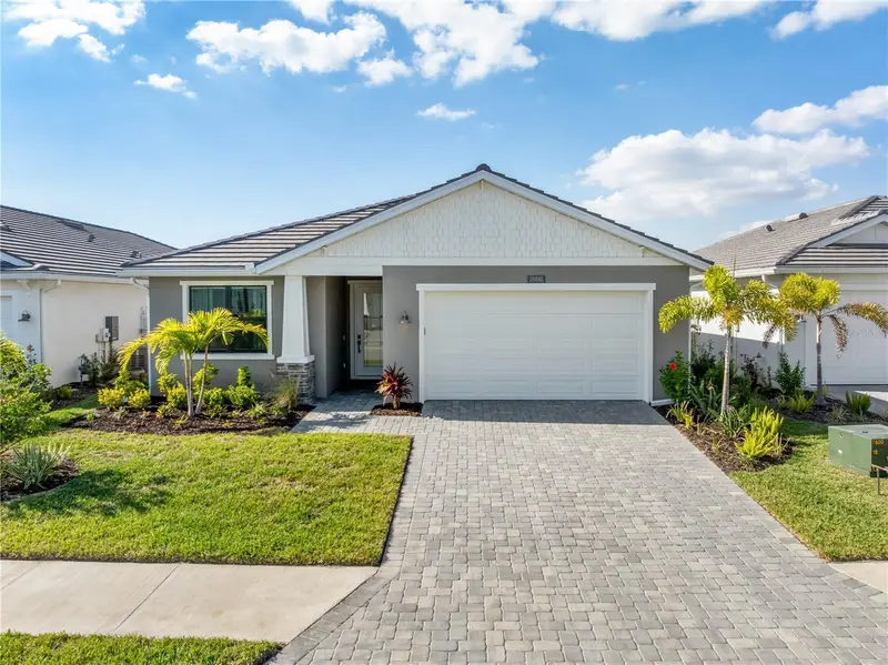 18881 Daybreak Dr, FL