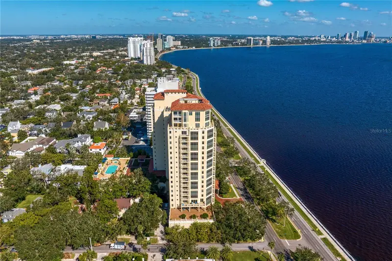 4201 Bayshore Blvd #2101, FL