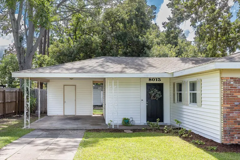 8013 Plantation Dr, FL