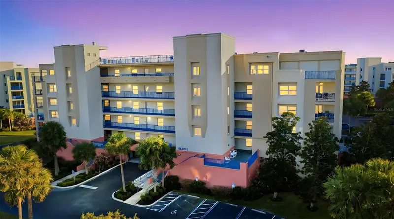 5300 S Atlantic Ave #8-407, FL