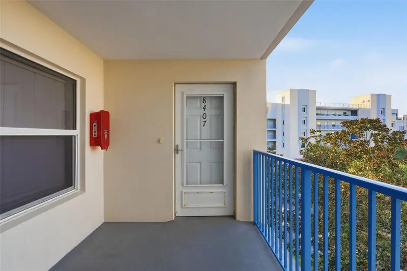 5300 S Atlantic Ave #8-407, FL
